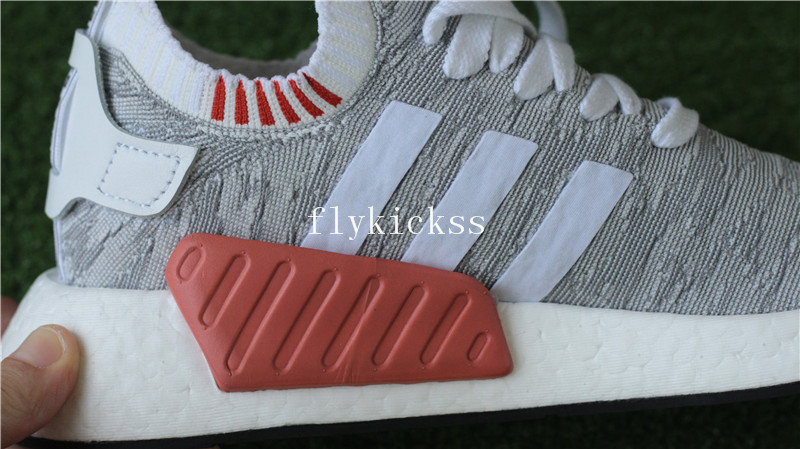 Real Boost Adidas NMD R2 Primeknit BY9520